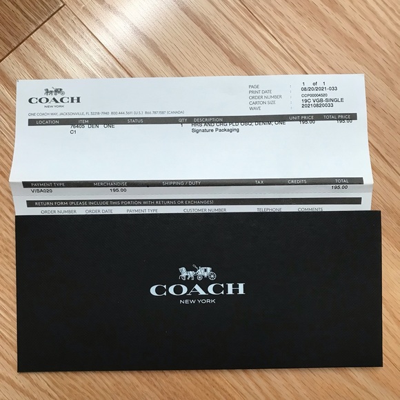 NWT Coach plaid horse and carriage scarf/wrap - Picture 4 of 7